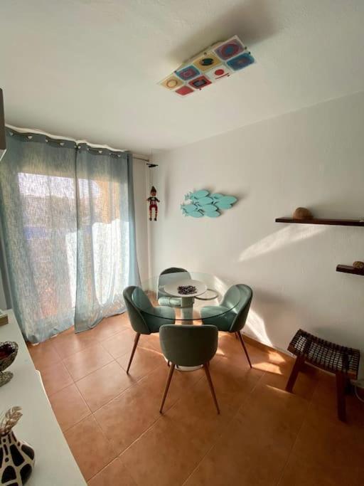 Coqueto Apartamento Para 4 Personas En Tarifa Exterior foto